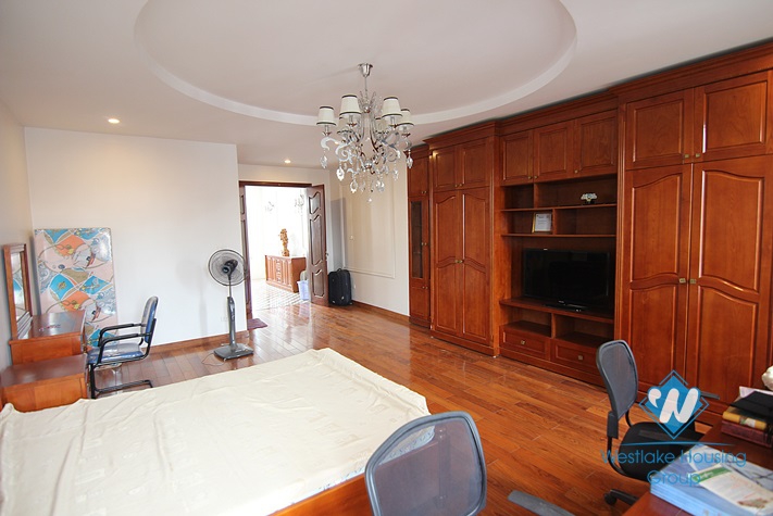 Gorgerous 04 bedrooms house with fully furnished  for lease in Tay Ho area.